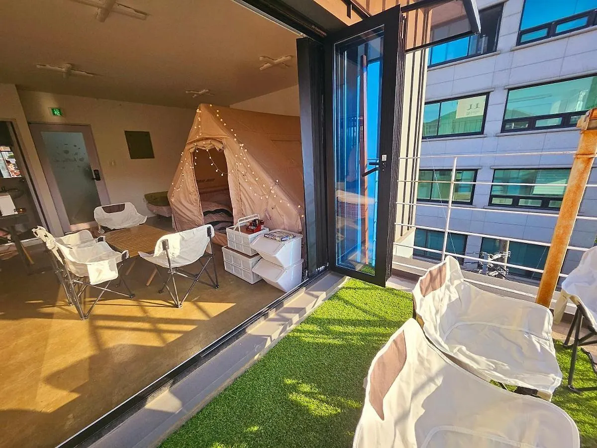 Apartment Cozy Place Near Hongdae Seoul South Korea